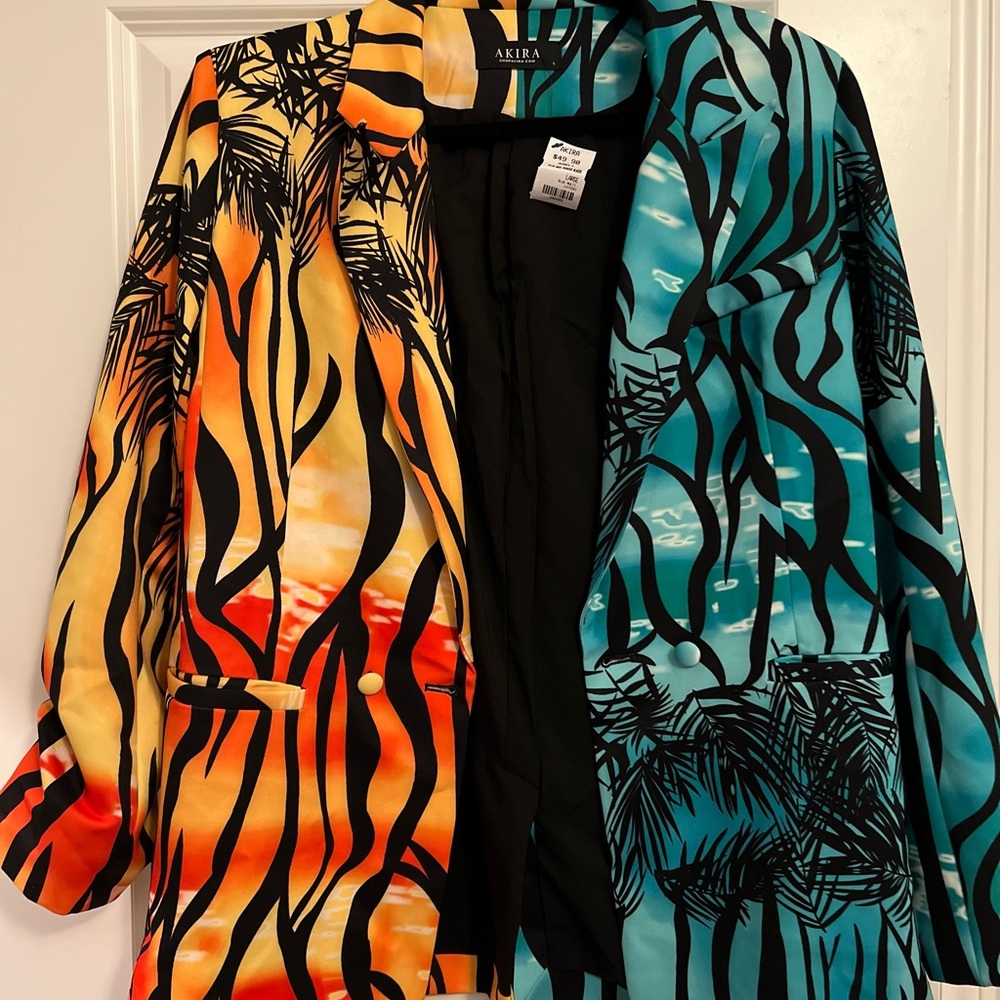 Palmy daze printed blazer' size large
